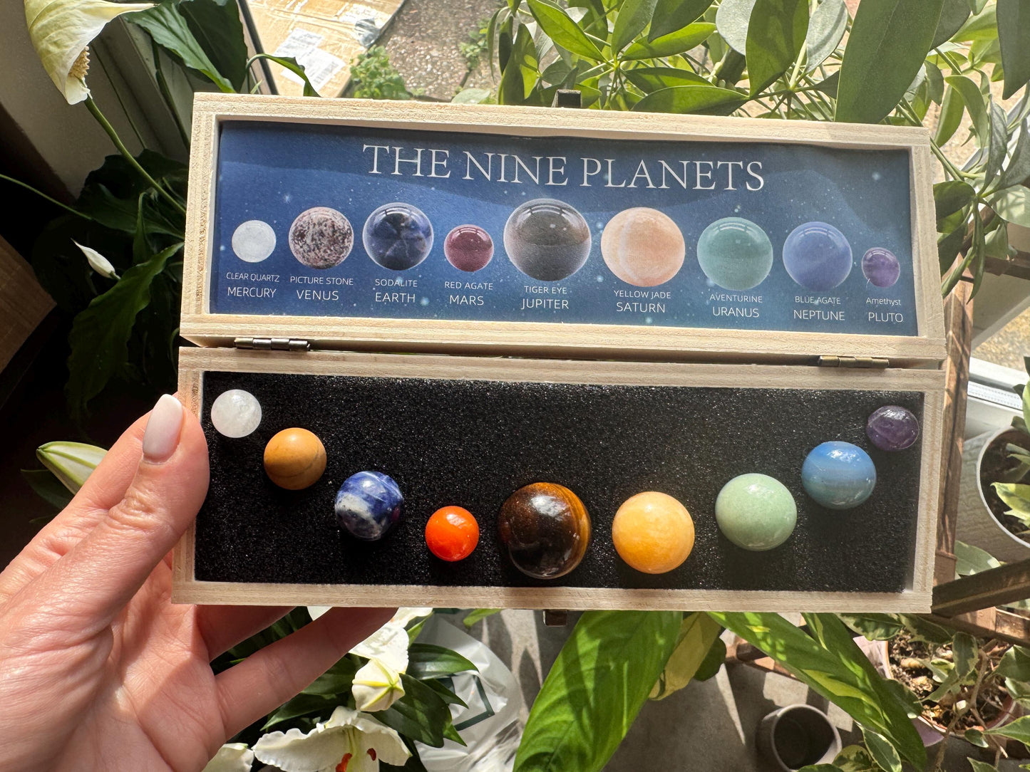 Natural Healing Stones the Nine Planets Box for Gifts Set Box Crystal Gemstones Amethyst Tiger eye Jade Clear Quartz Agate Sodalite