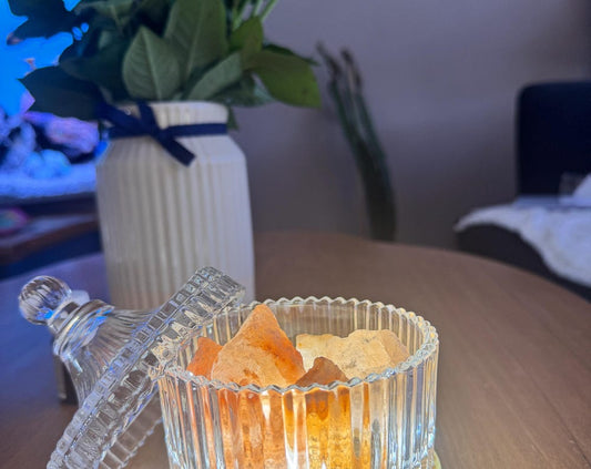 Natural Salt Lamp with Essential Oil Feature