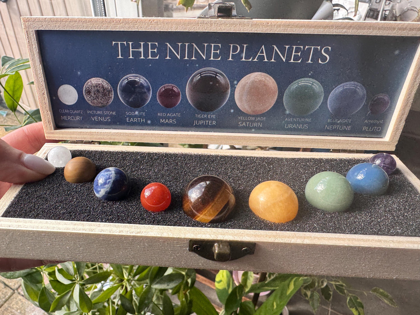 Natural Healing Stones the Nine Planets Box for Gifts Set Box Crystal Gemstones Amethyst Tiger eye Jade Clear Quartz Agate Sodalite