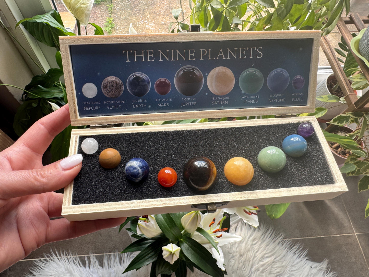 Natural Healing Stones the Nine Planets Box for Gifts Set Box Crystal Gemstones Amethyst Tiger eye Jade Clear Quartz Agate Sodalite
