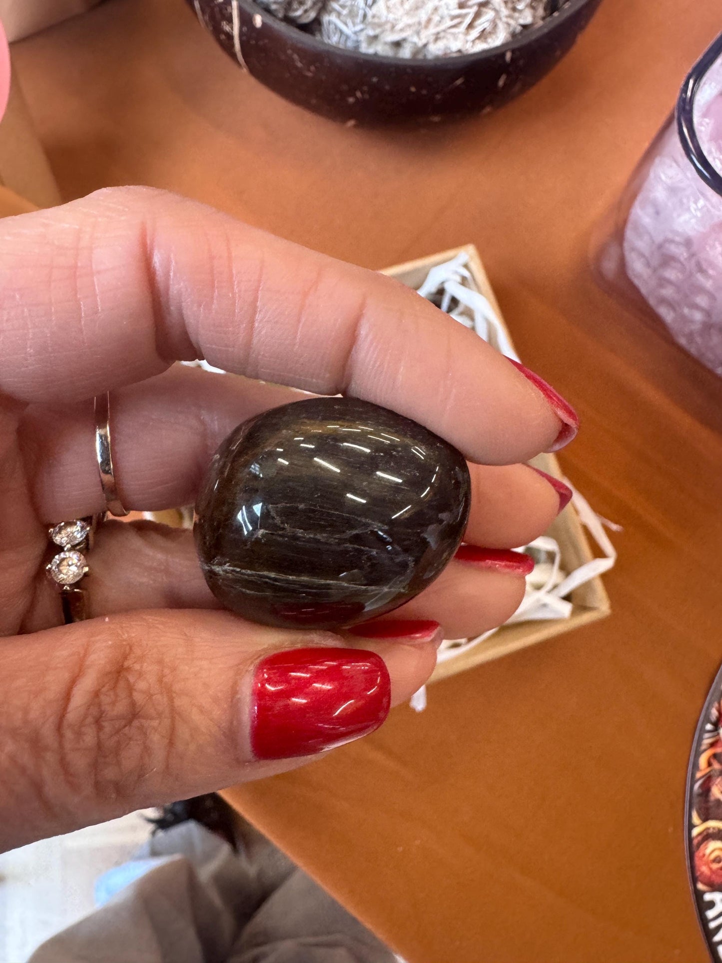 Crystal Healing Box – Selenite, Quartz or Amethyst Gift Set – Energy Cleansing Crystals